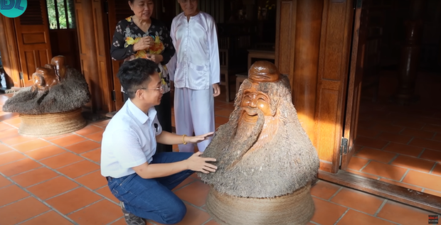 Biệt phủ của đại gia Vĩnh Long làm từ 4000 cây dừa, hồ cá Koi cũng trang trí từ gỗ dừa, độc lạ nhất miền Tây - Ảnh 5.