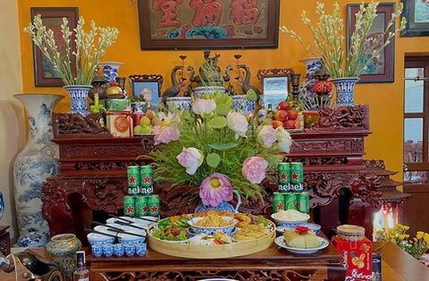 3 loại nước tuyệt đối không dùng để bao sái bàn thờ