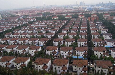 Kỳ lạ làng đại gia, cứ đến ở là được tặng biệt thự, siêu xe ở Trung Quốc