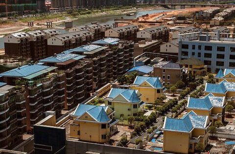 25 căn biệt thự “tọa lạc” trên nóc trung tâm thương mại 20.000m2: Không hề được cấp giấy phép xây dựng, chưa dỡ bỏ vì điều này