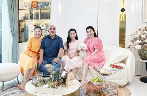 Không gian sống triệu đô của MC nổi tiếng bậc nhất miền Tây và mối quan hệ đặc biệt với ca sĩ Quốc Đại