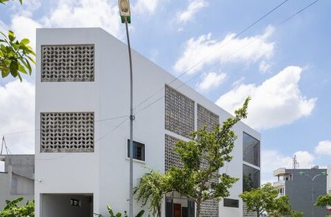 Mê mẩn với thiết kế giúp nhà giảm tiếng ồn và luôn thoáng mát
