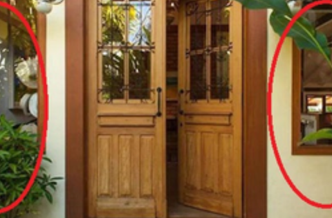 Ở cửa đặt 6 thứ, cản bước đường Thần Tài: Là thói quen của nhiều người Việt, bỏ ngay mới thấy tài lộc vào nhà
