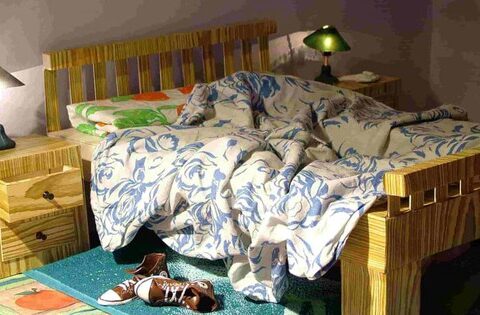 Cổ nhân nhắc: 3 thứ đặt quanh giường làm nhà tan cửa nát, tiền bạc “đội nón ra đi”