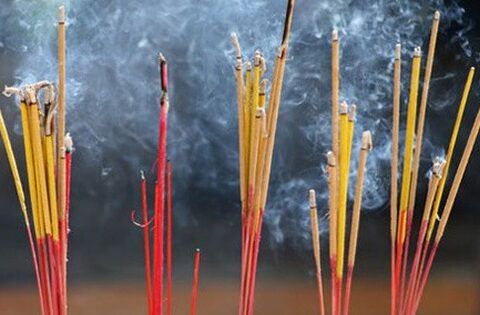 7 điều kiêng kỵ khi thắp hương